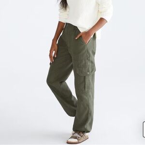 Aeropostale Olive Green Cargo Pants